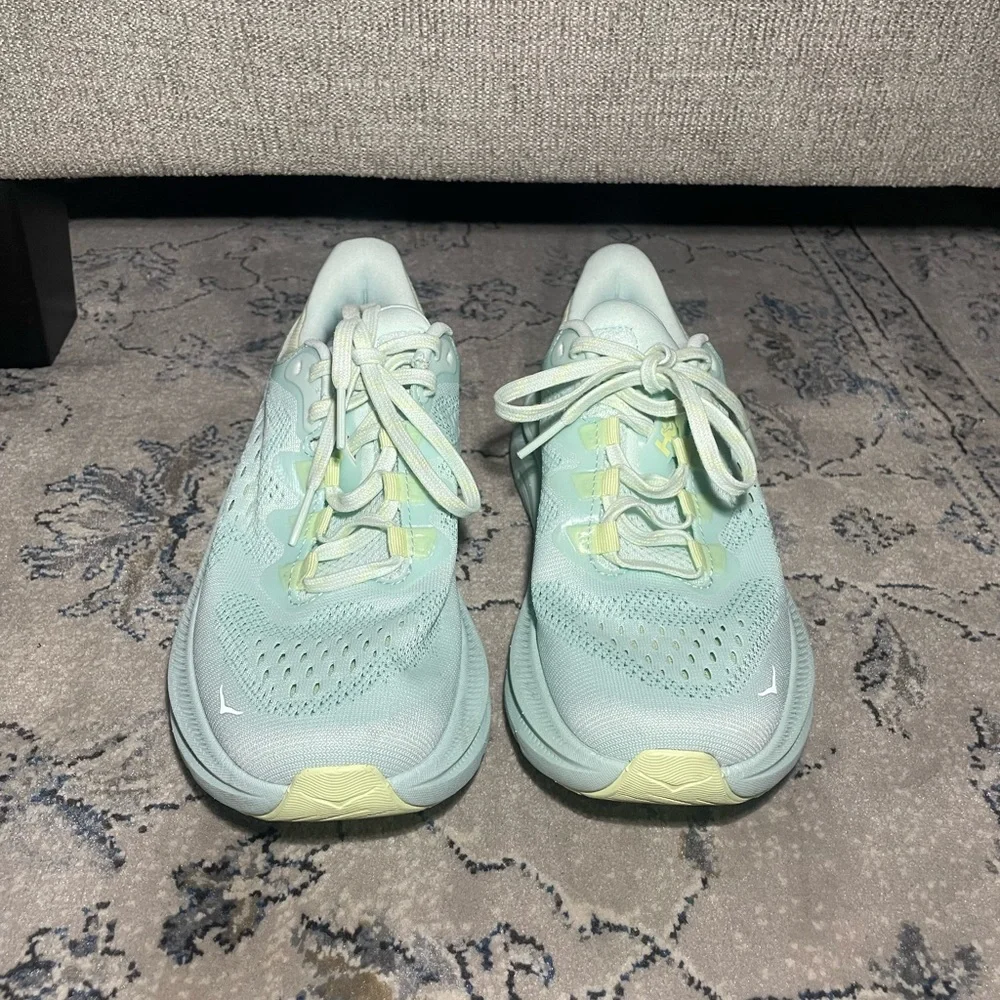 Hoka Kawana Sunlit Ocean/Ocean Mist